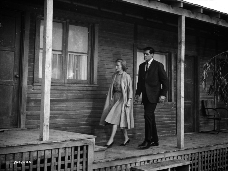 Psycho-1960-Reviewbild-03.jpg Psycho-1960-Reviewbild-03.jpg