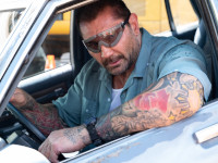 Stuber-5-Sterne-Undercover-Reviewbild-01.jpg Stuber-5-Sterne-Undercover-Reviewbild-01.jpg