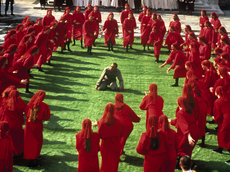 The-Handmaids-Tale-Reviewbild-06.jpg The-Handmaids-Tale-Reviewbild-06.jpg