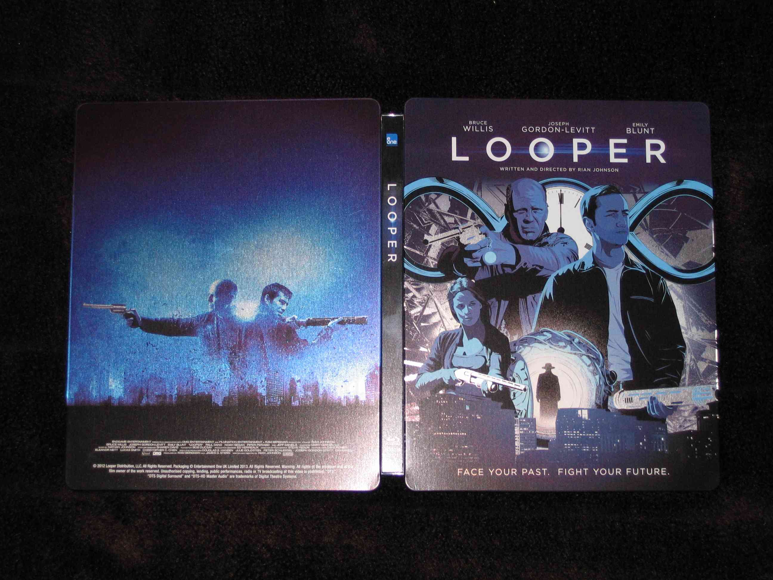 Looper (UK)_b.JPG