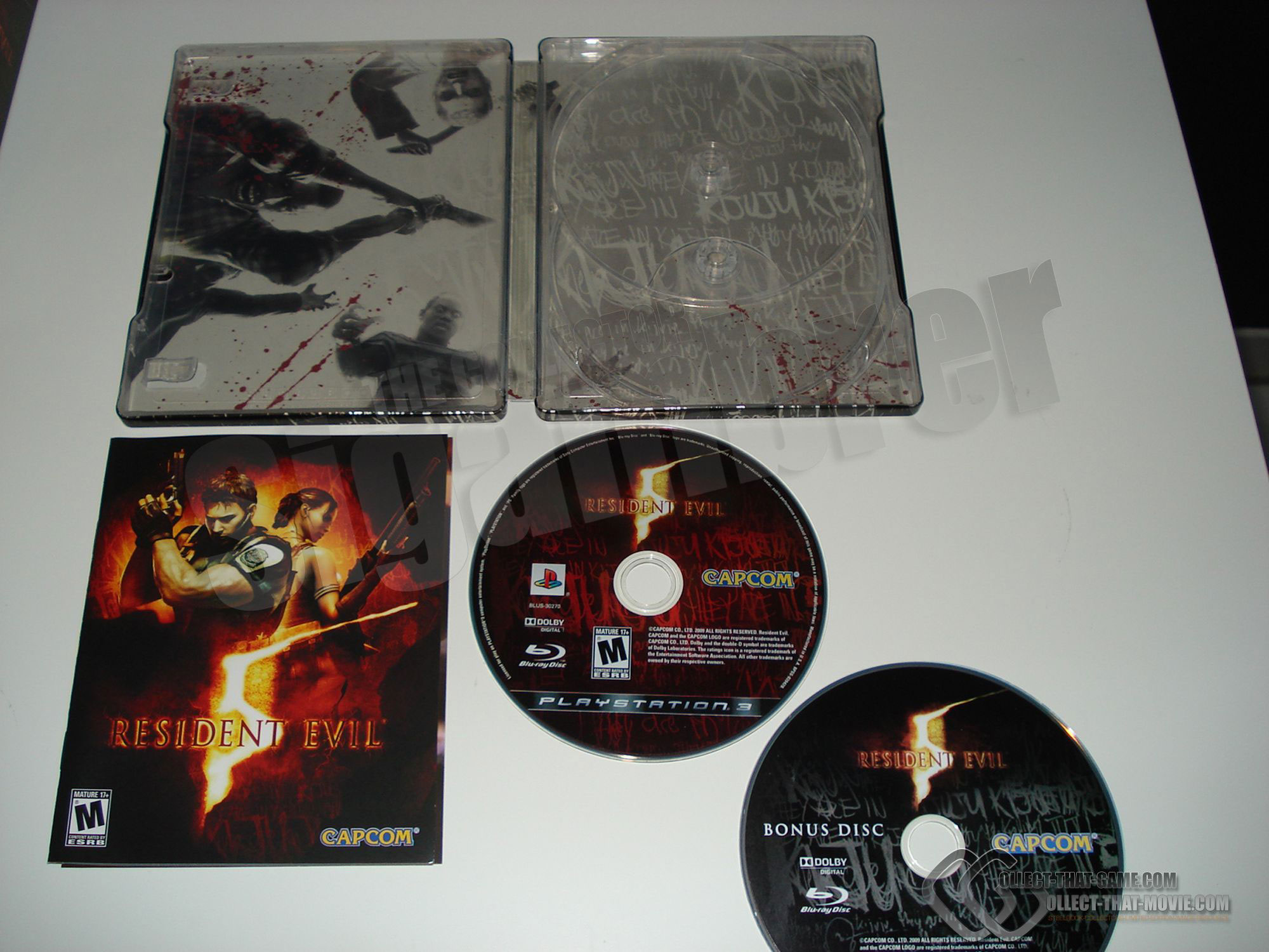 ps3_resident_evil_5_collectors_edition_steelbook_content.jpg