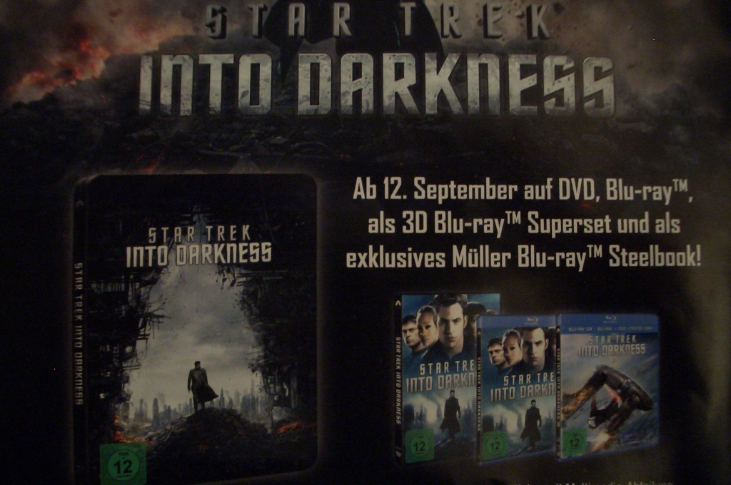 Into Darkness Steelbook 2.JPG