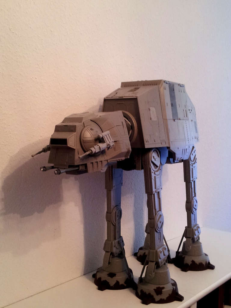 AT-AT003.jpg