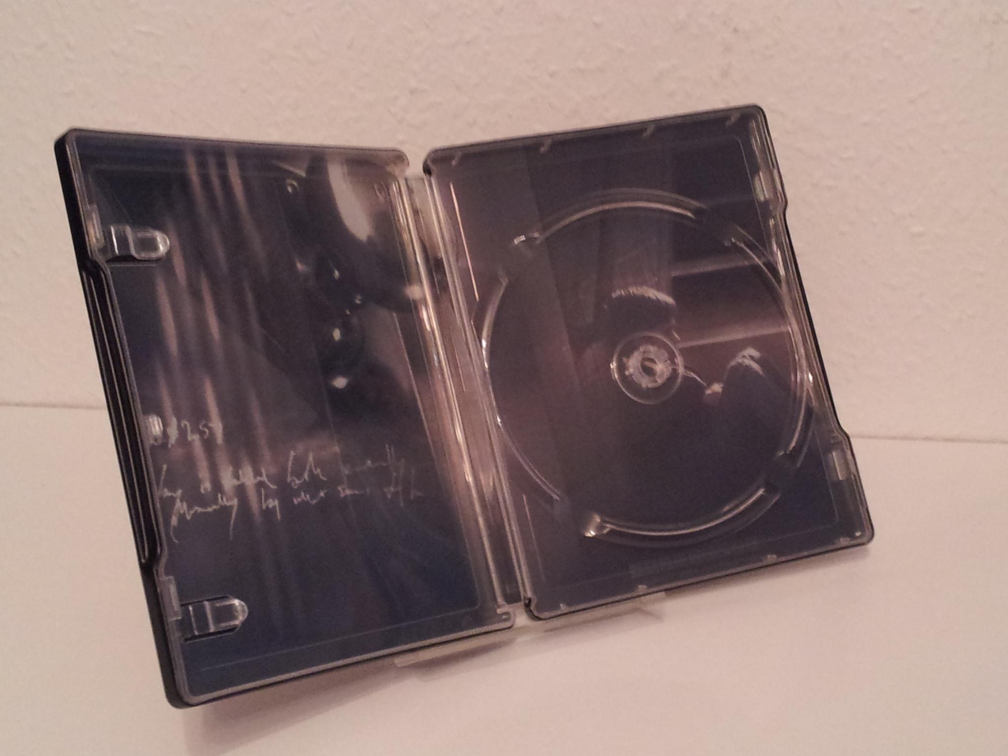 The Sixth Sense - UK Steelbook004.jpg