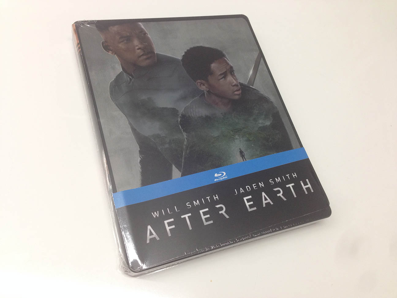 after-earth-steelbook-1.jpg