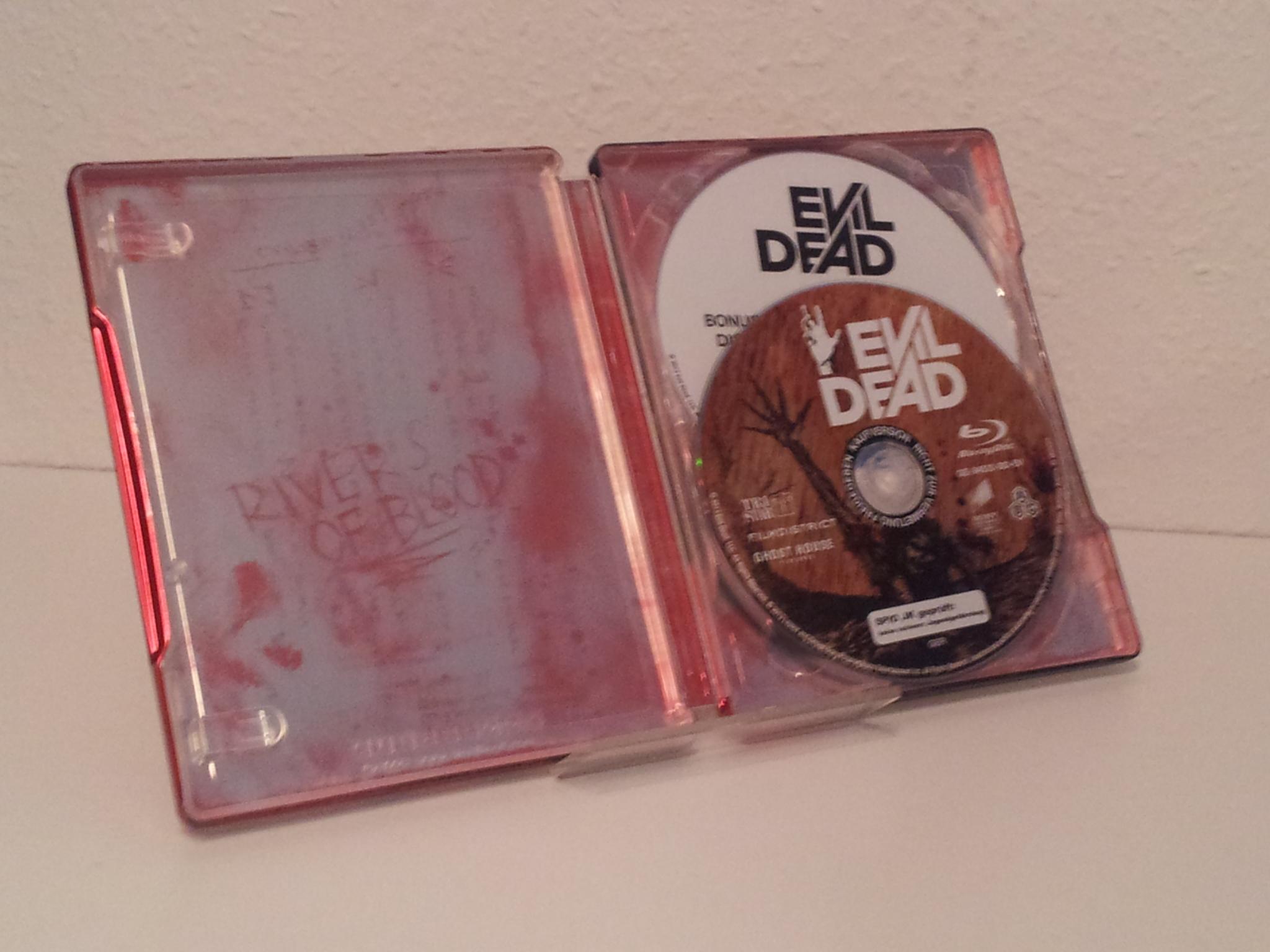 Evil Dead - Steelbook003.jpg