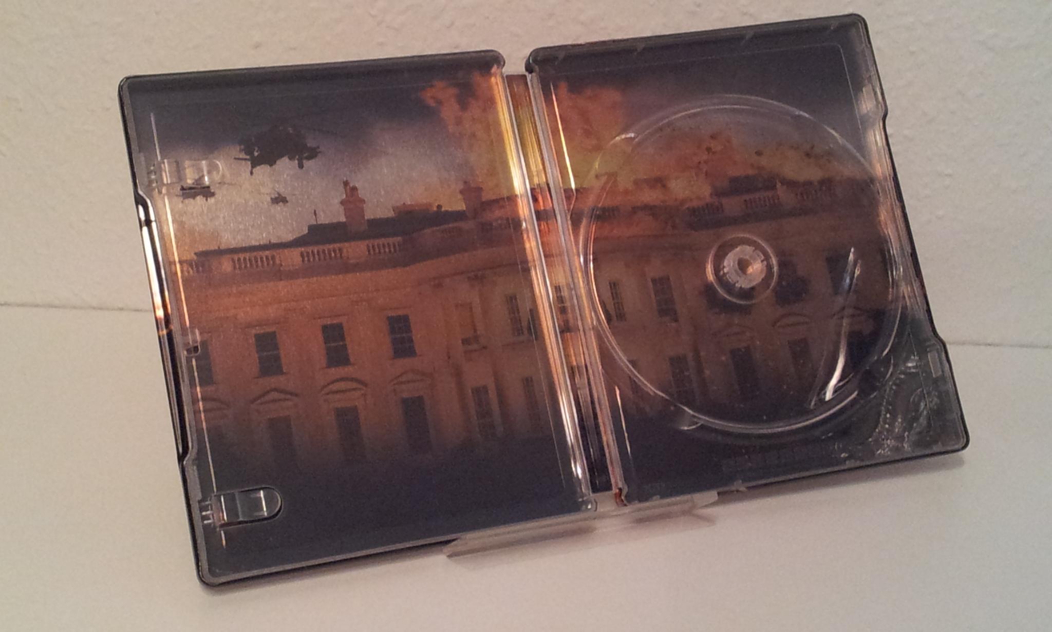 Olympus has fallen - UK Steelbook004.jpg