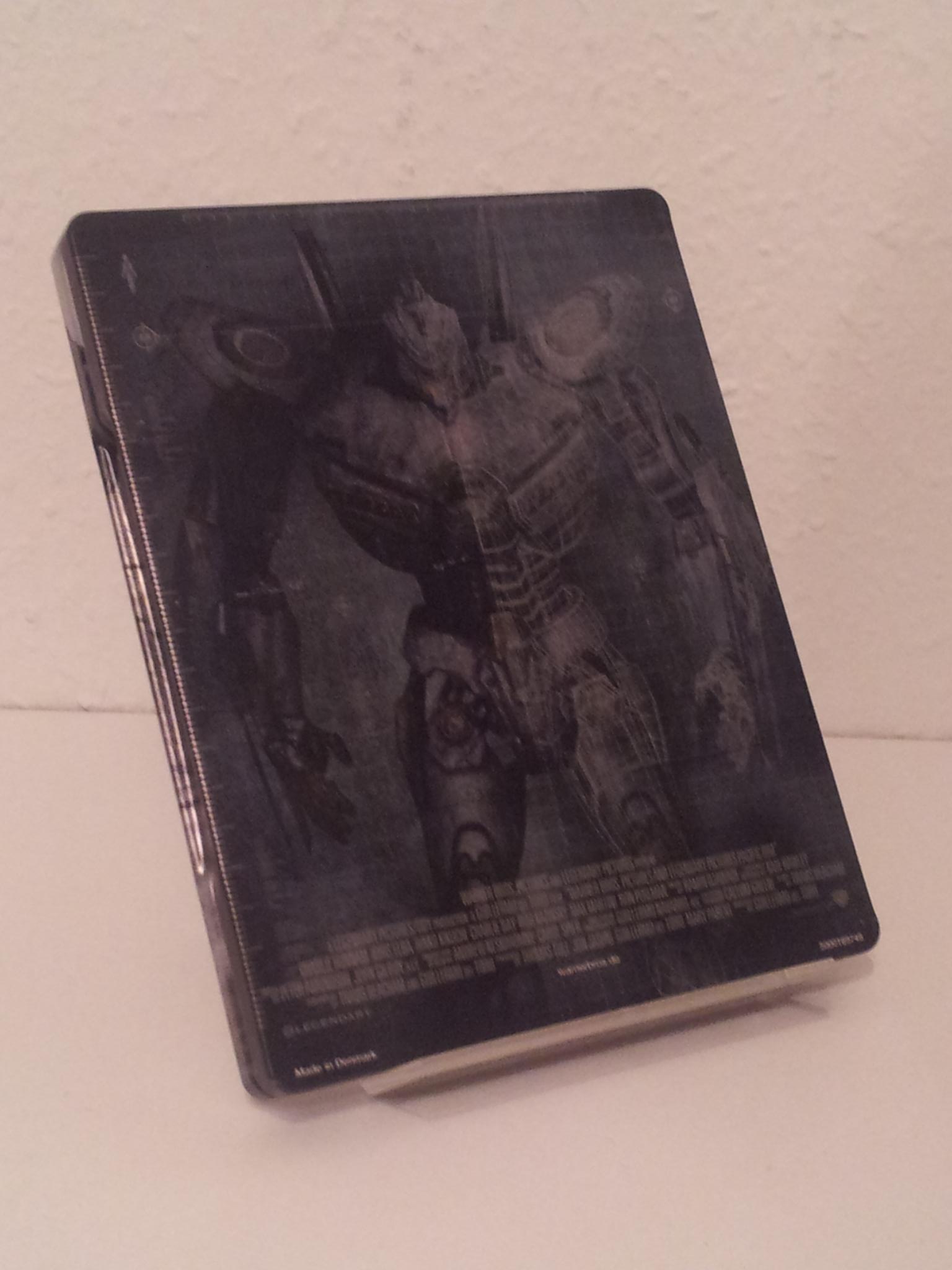 Pacific Rim 3D - Steelbook002.jpg