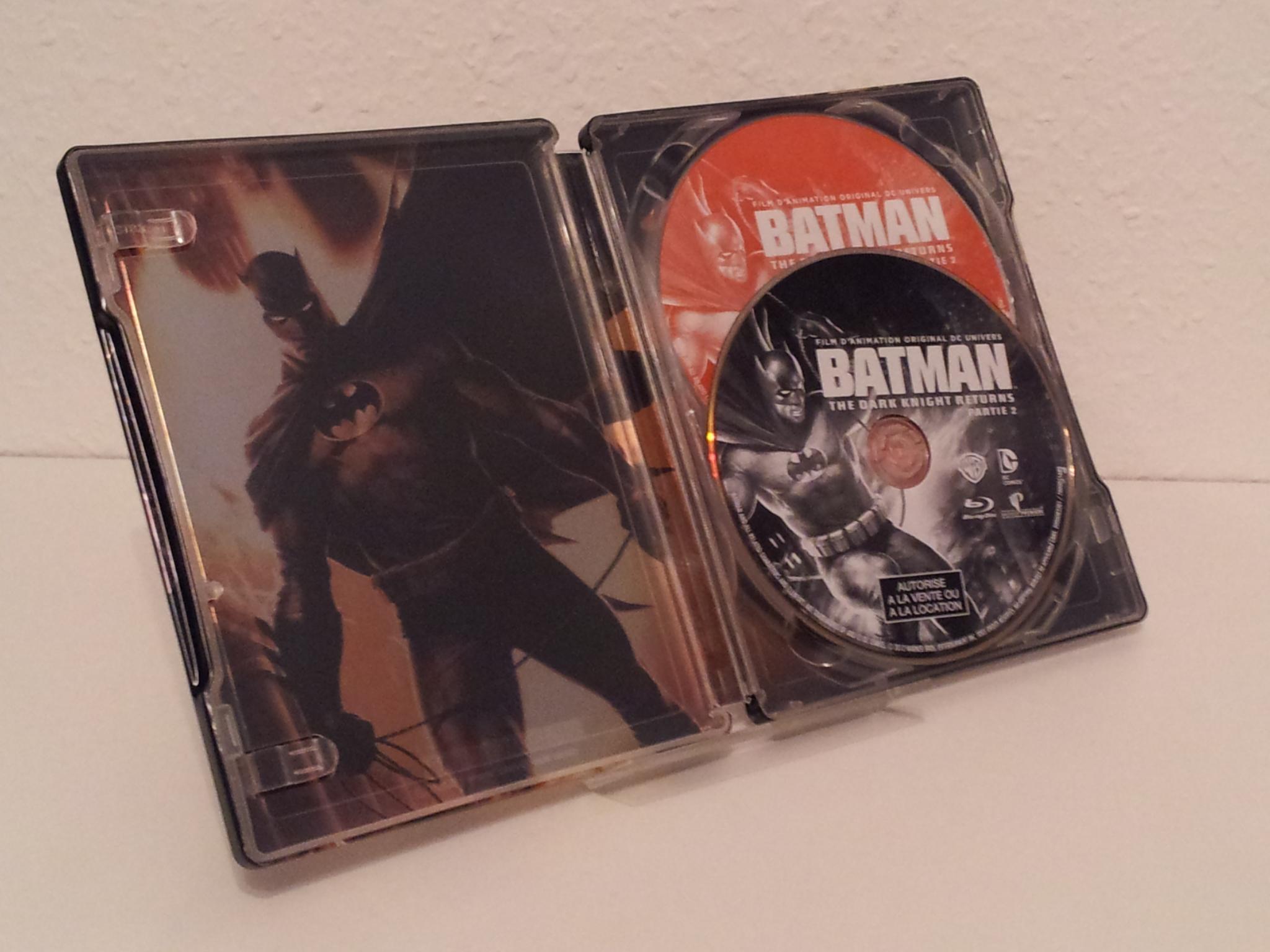 Batman - The Dark Knight returns 2 - FR-Steelbook003.jpg