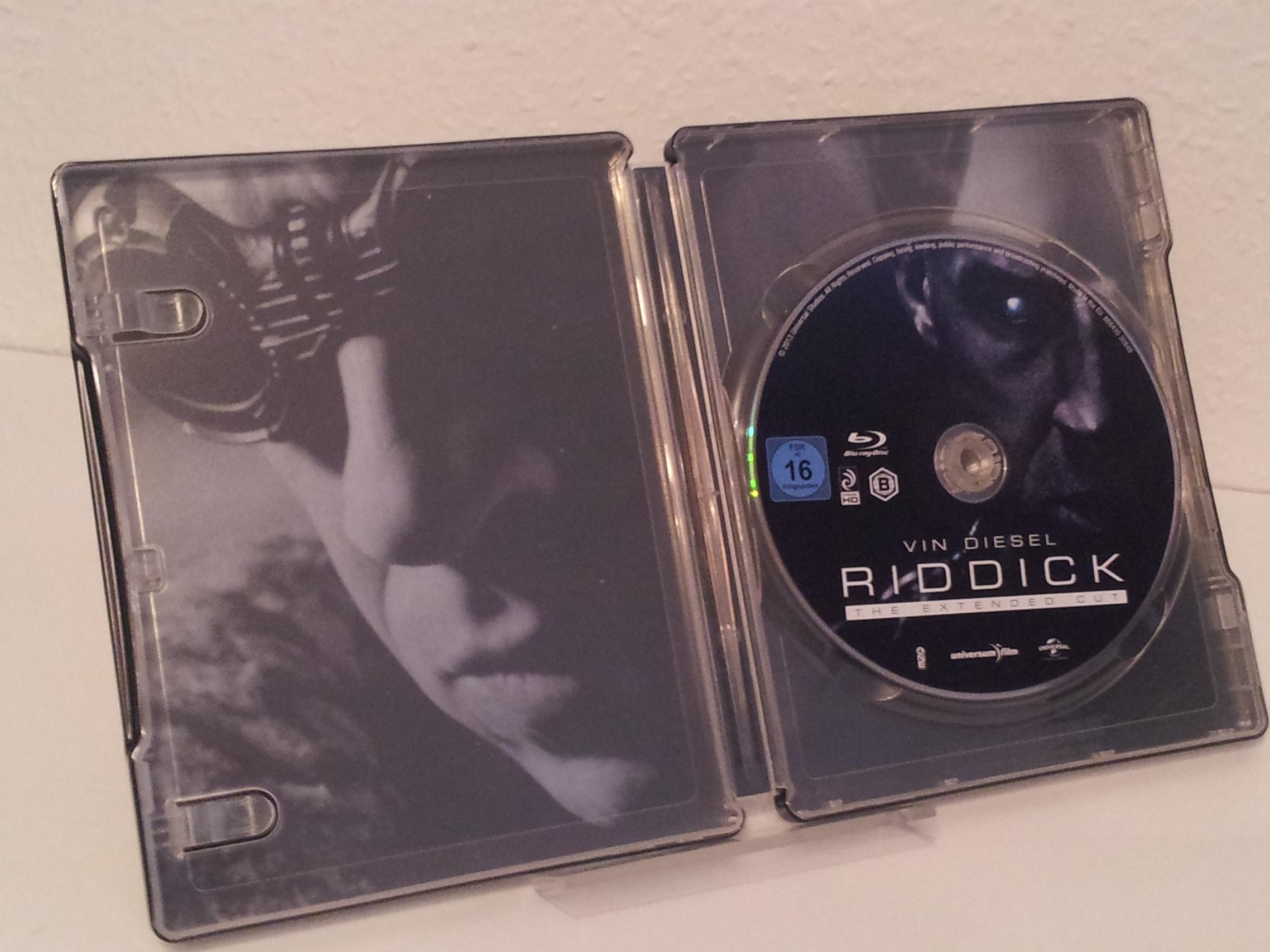 Riddick 3 - Steelbook003.jpg