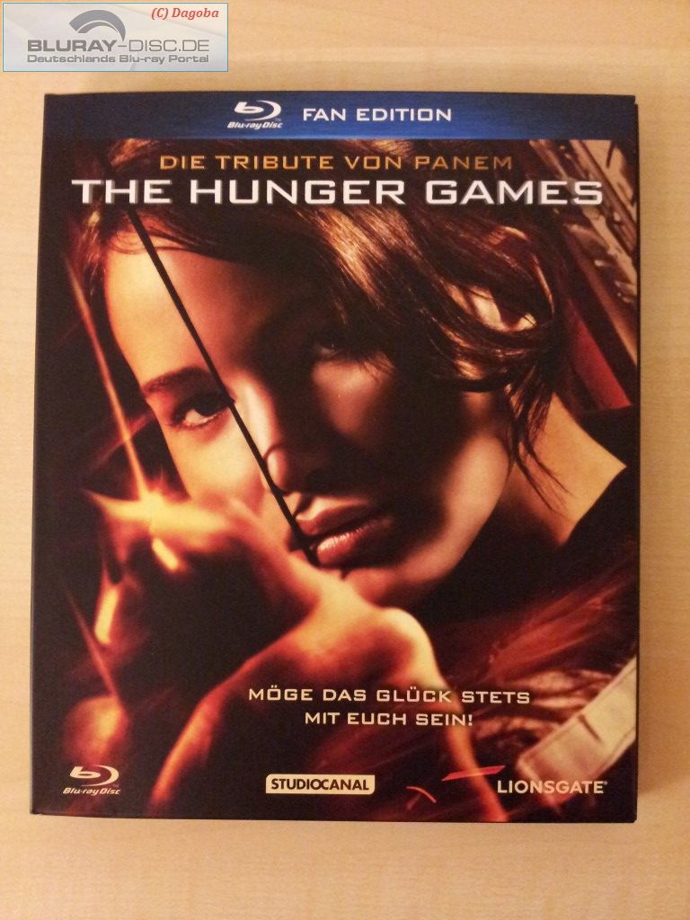 The Hunger Games 006 (Medium).jpg