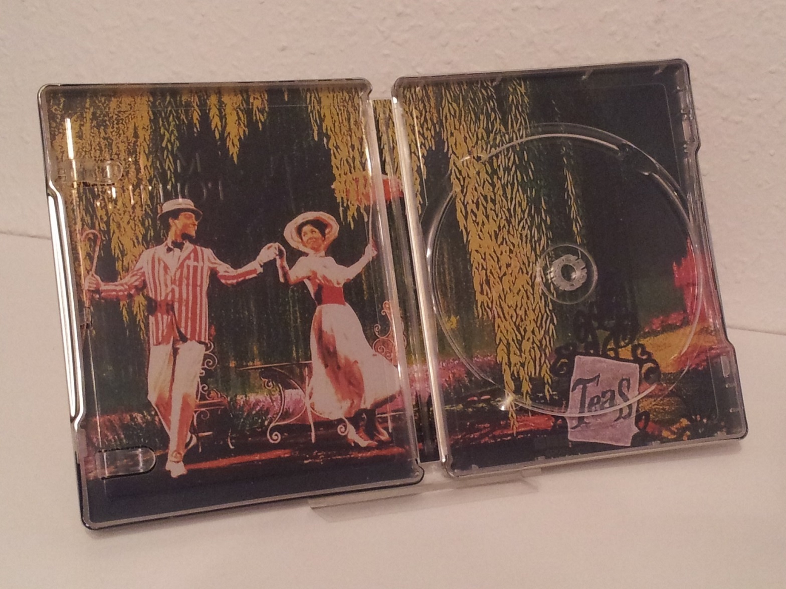 Mary Poppins - UK Steelbook004.jpg