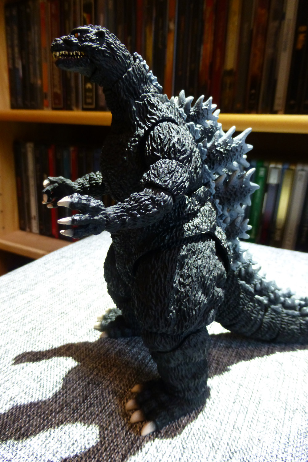 godzilla01.jpg