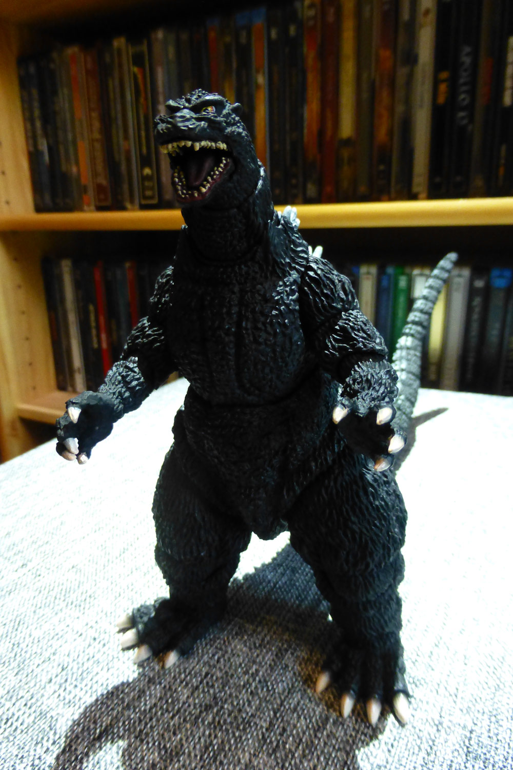 godzilla01a.jpg