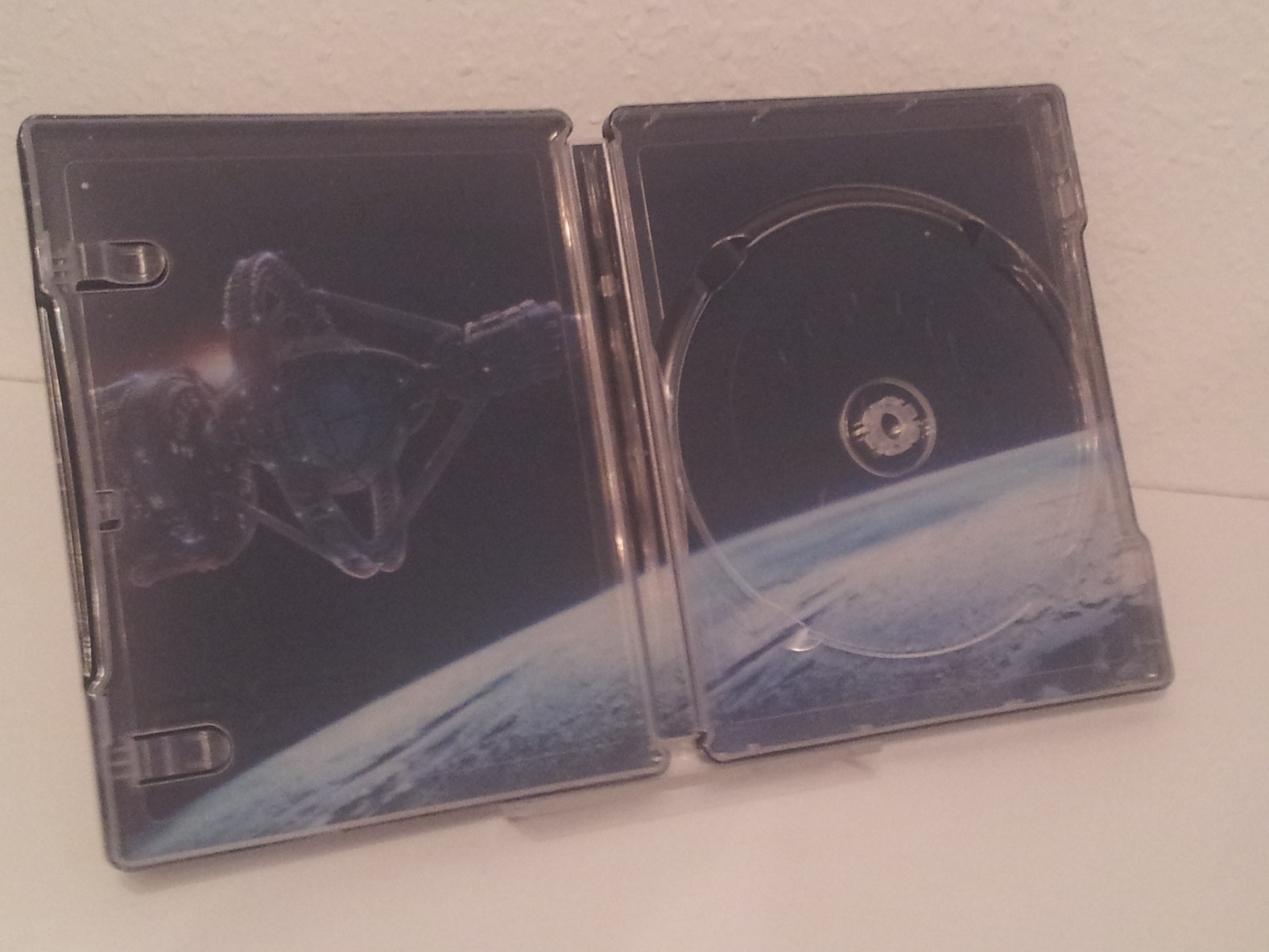 Enders Game - UK Steelbook004.jpg