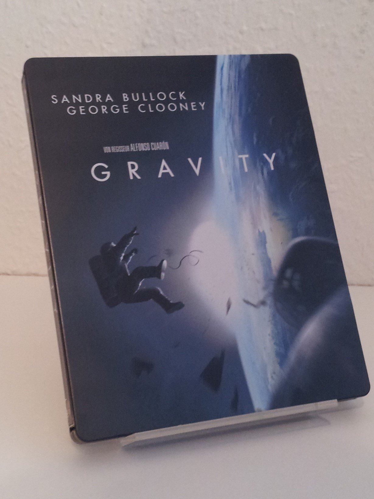 Gravity - Steelbook.jpg