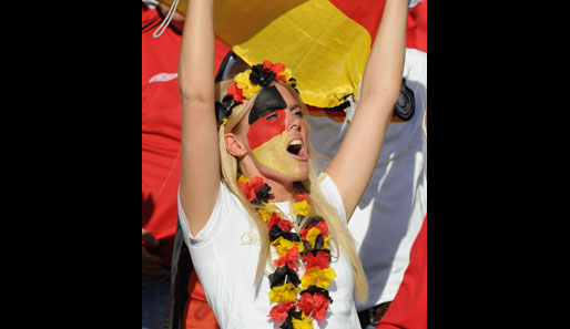 deutschlands-sexy-fans-07.jpg