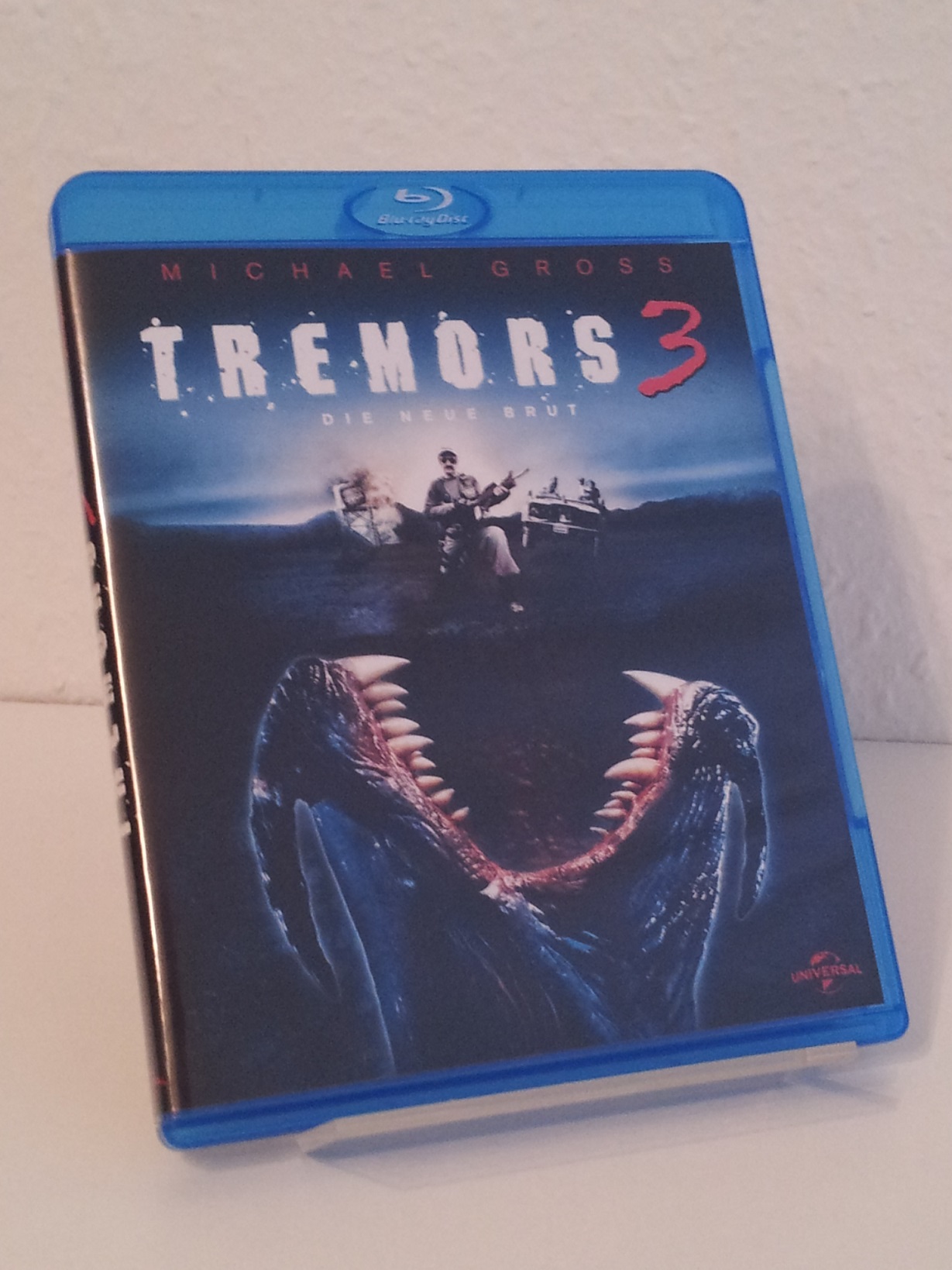 Tremors 3.jpg