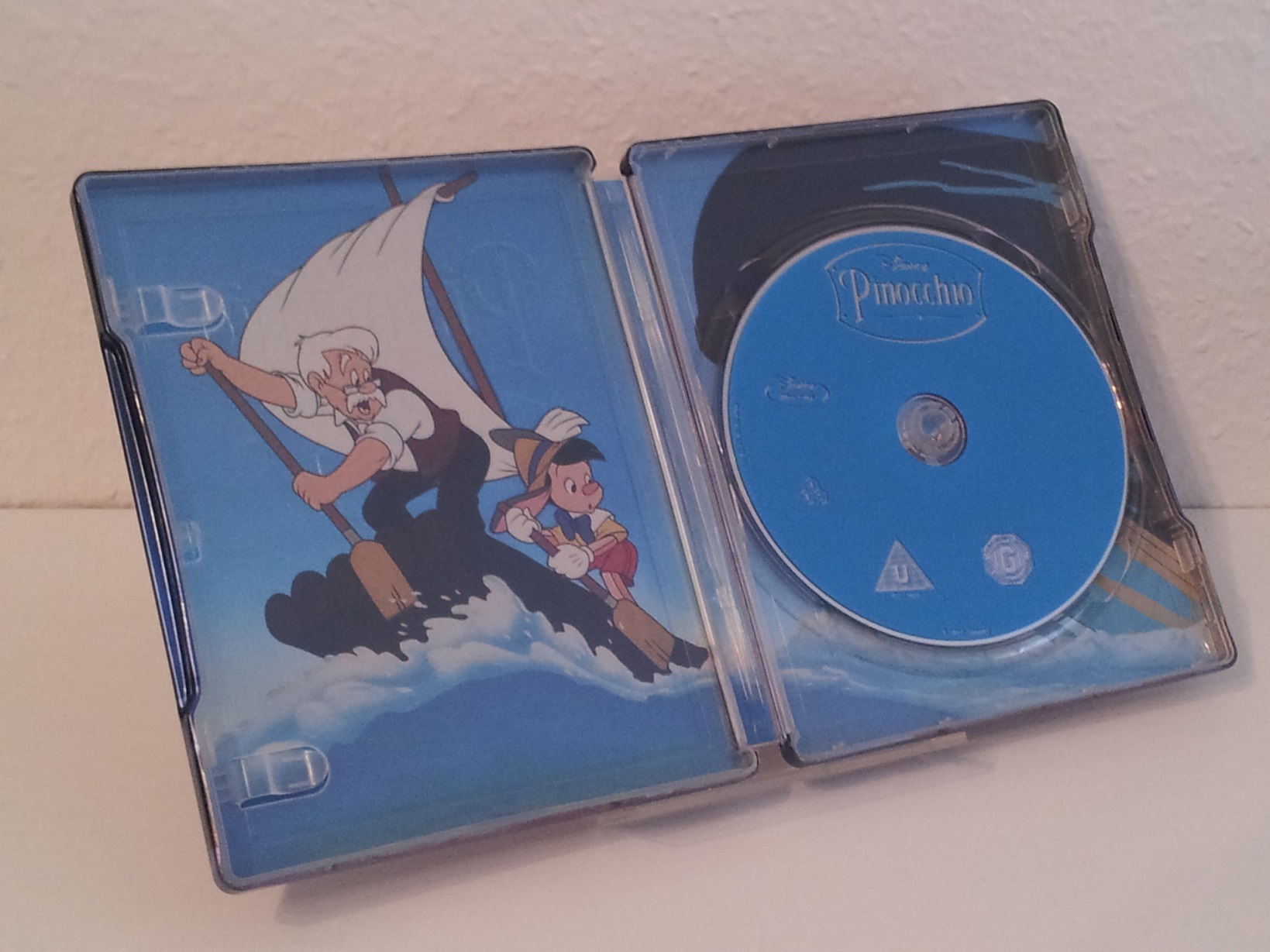 Pinocchio - UK Steelbook003.jpg