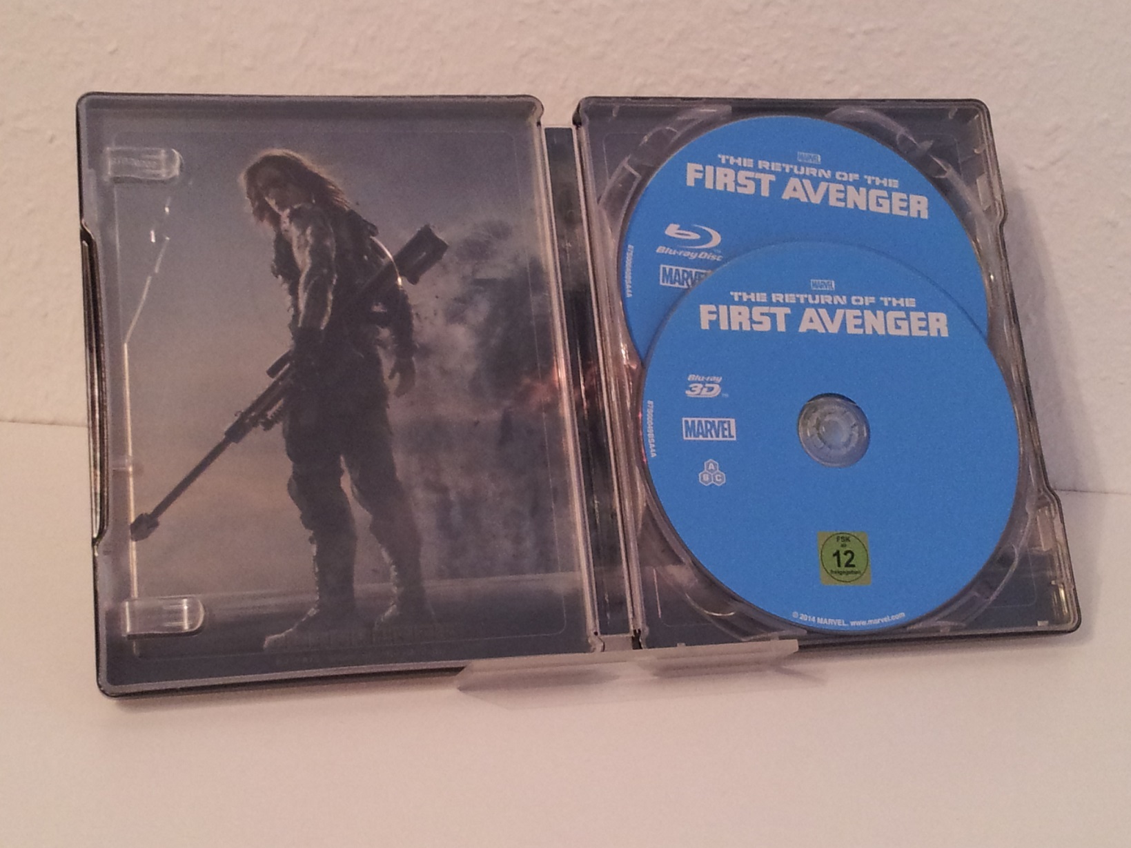 Captain America 2 - Steelbook003.jpg