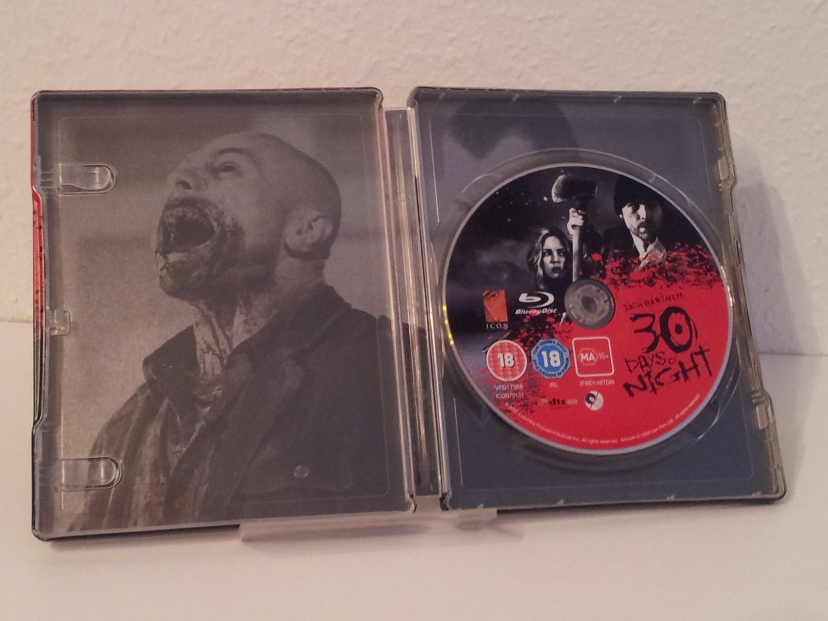 30 Days of Night - UK Steelbook003.jpg