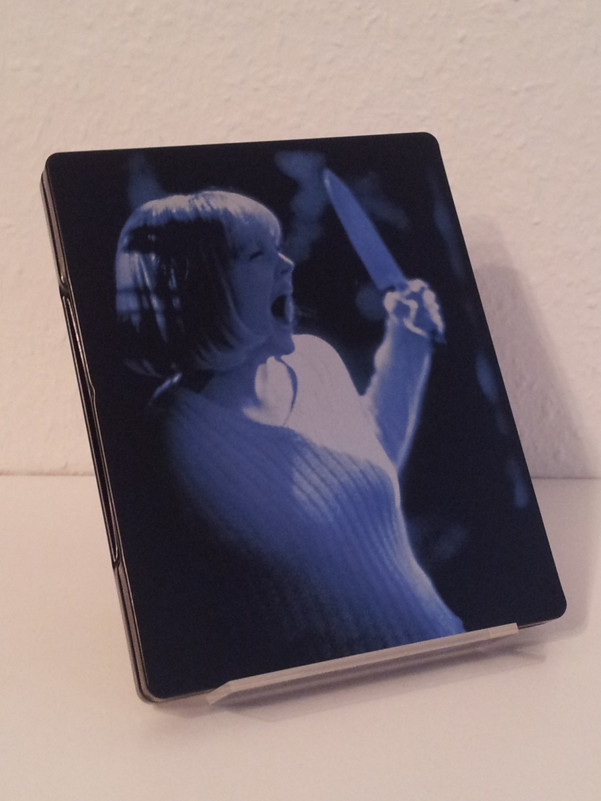 Scream 1 - UK Steelbook002.jpg