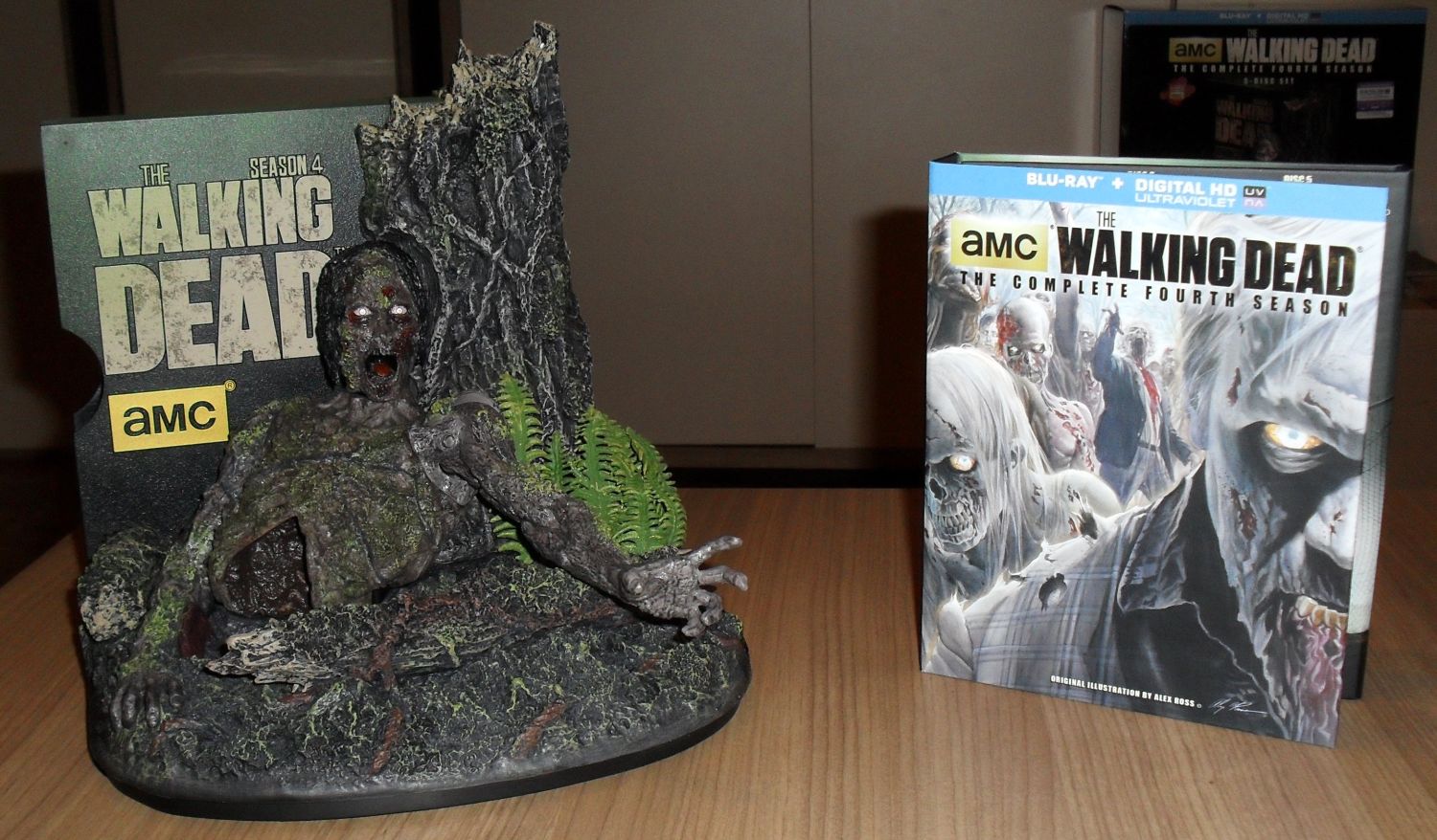 The Walking Dead - 4 Tree Walker.jpg