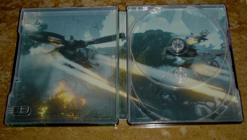 Avatar Steelbook Inlay.jpg