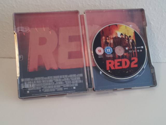 Red 2 - UK Steelbook003.jpg