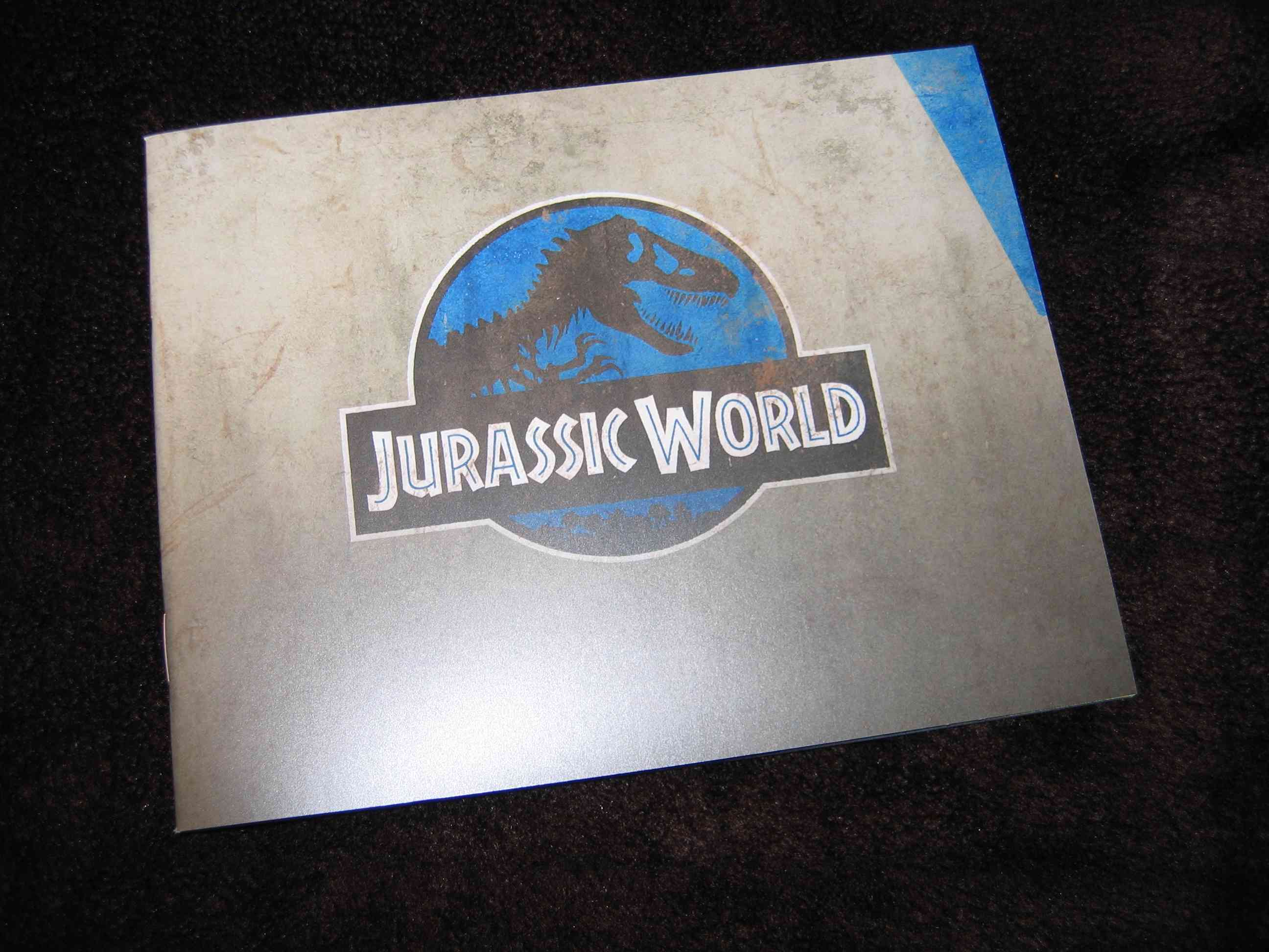 Jurassic_World (CZ)_j.JPG