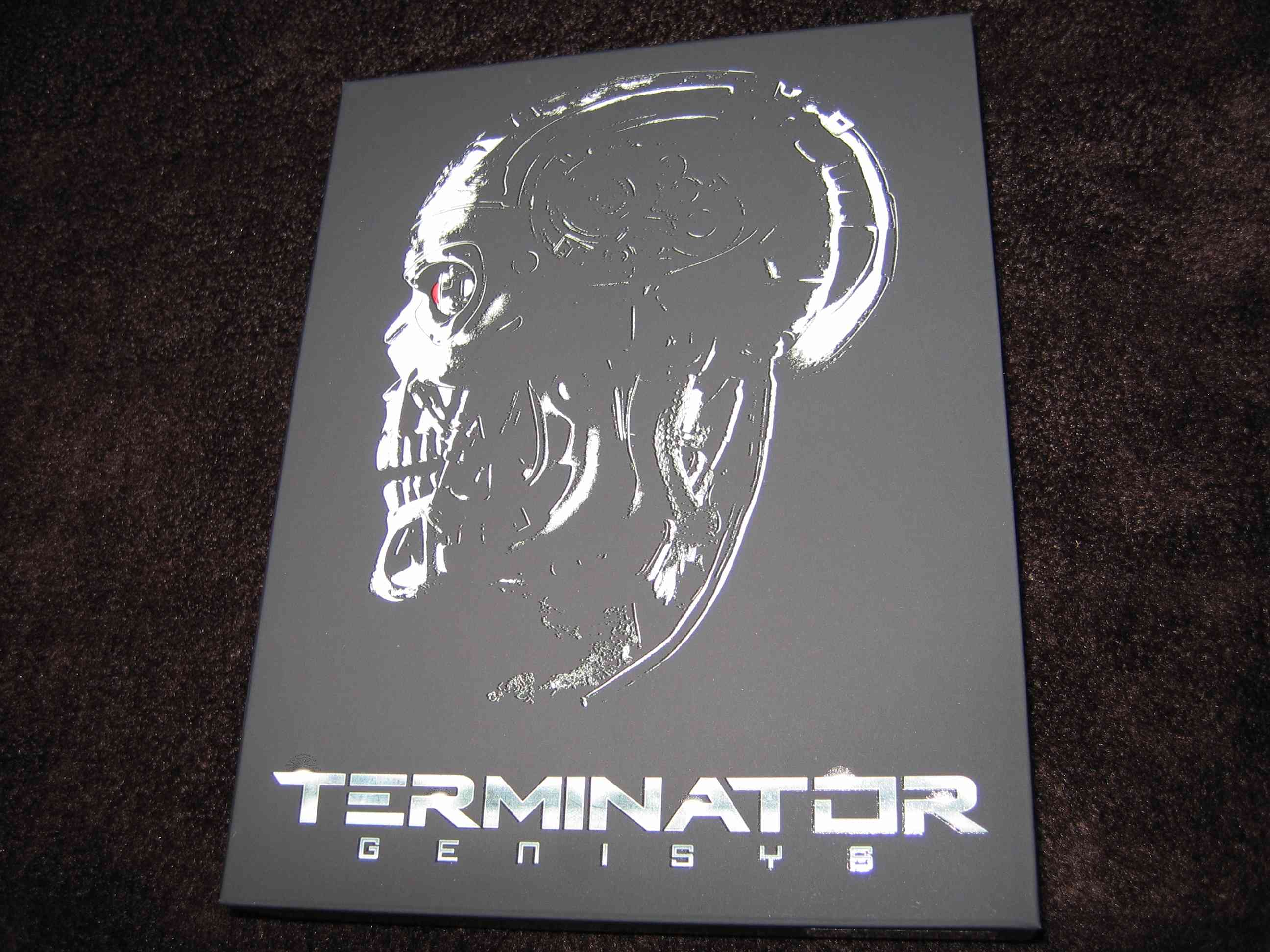 Terminator_5_V2 (CZ)_b.jpg