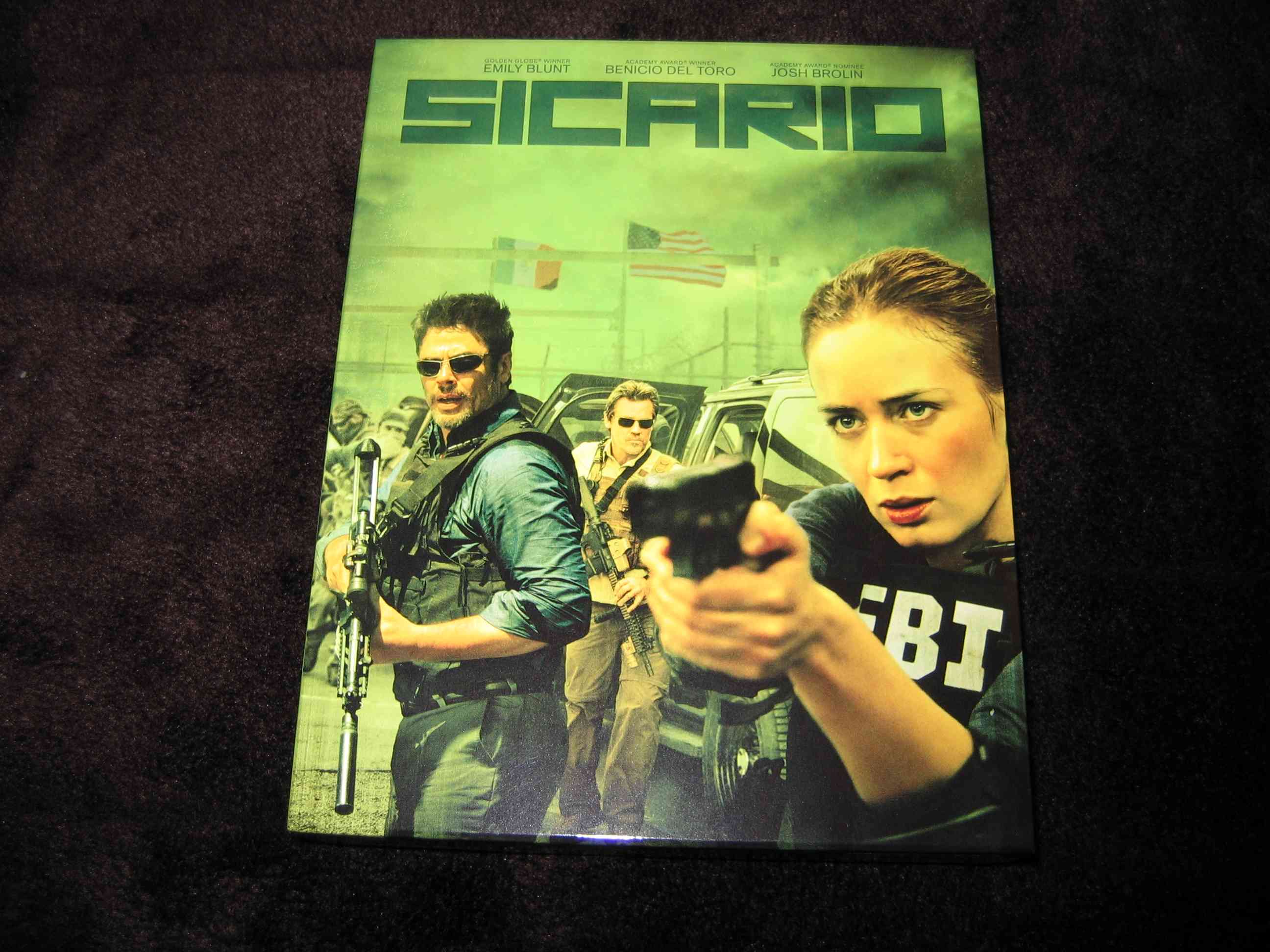 Sicario_V1 (CZ)_b.jpg