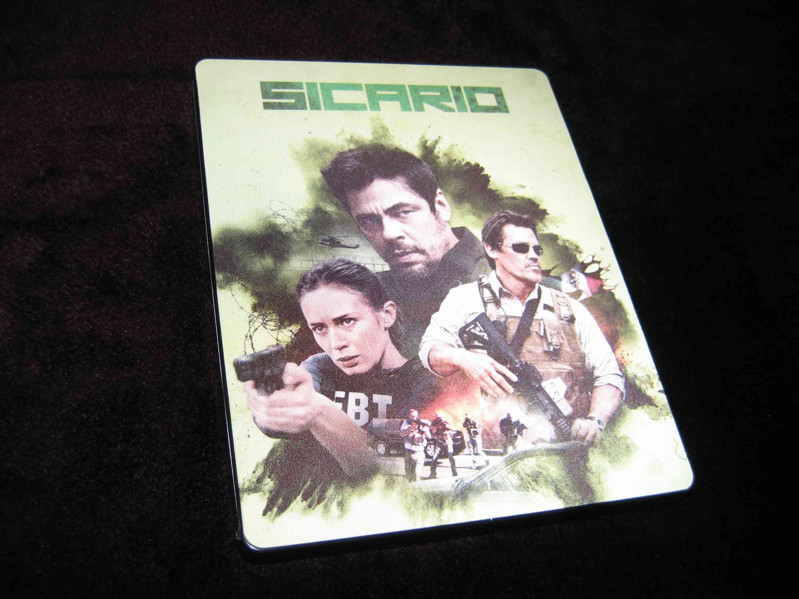 Sicario_V1 (CZ)_e.jpg