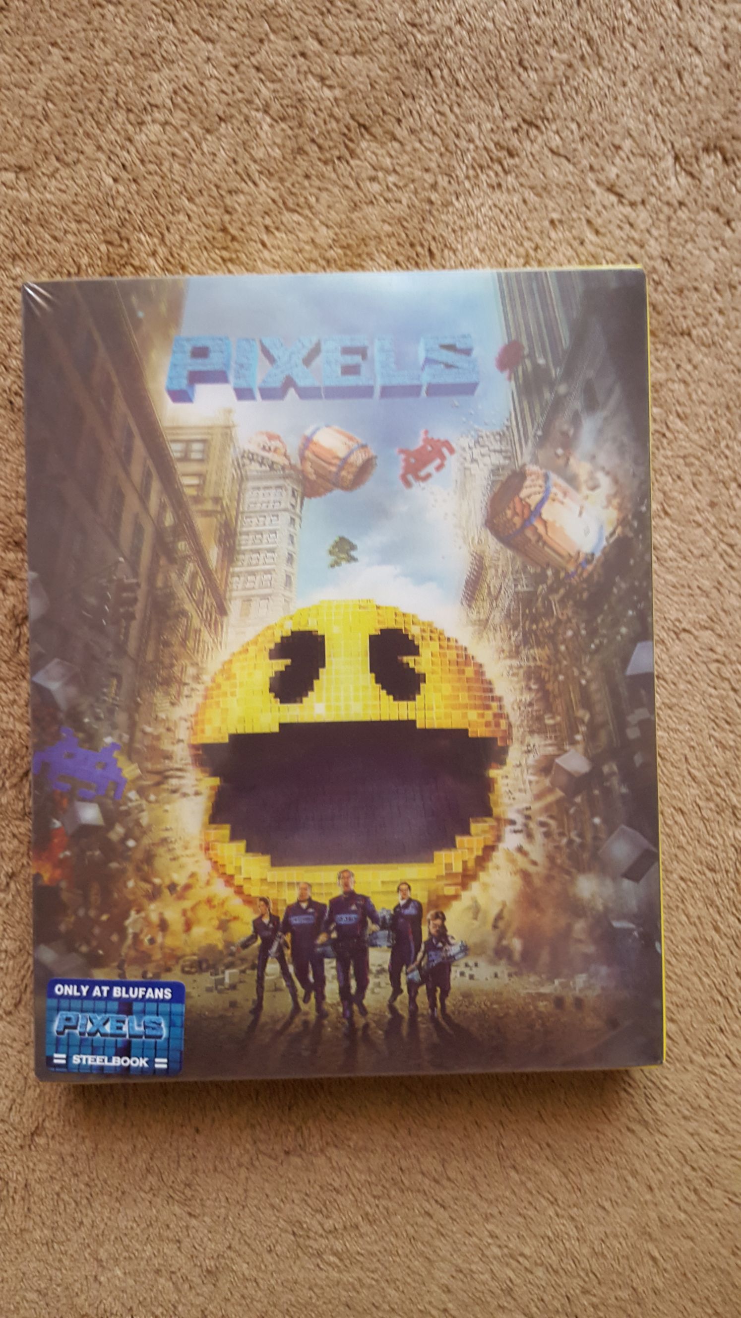 Pixels Blufans.jpg