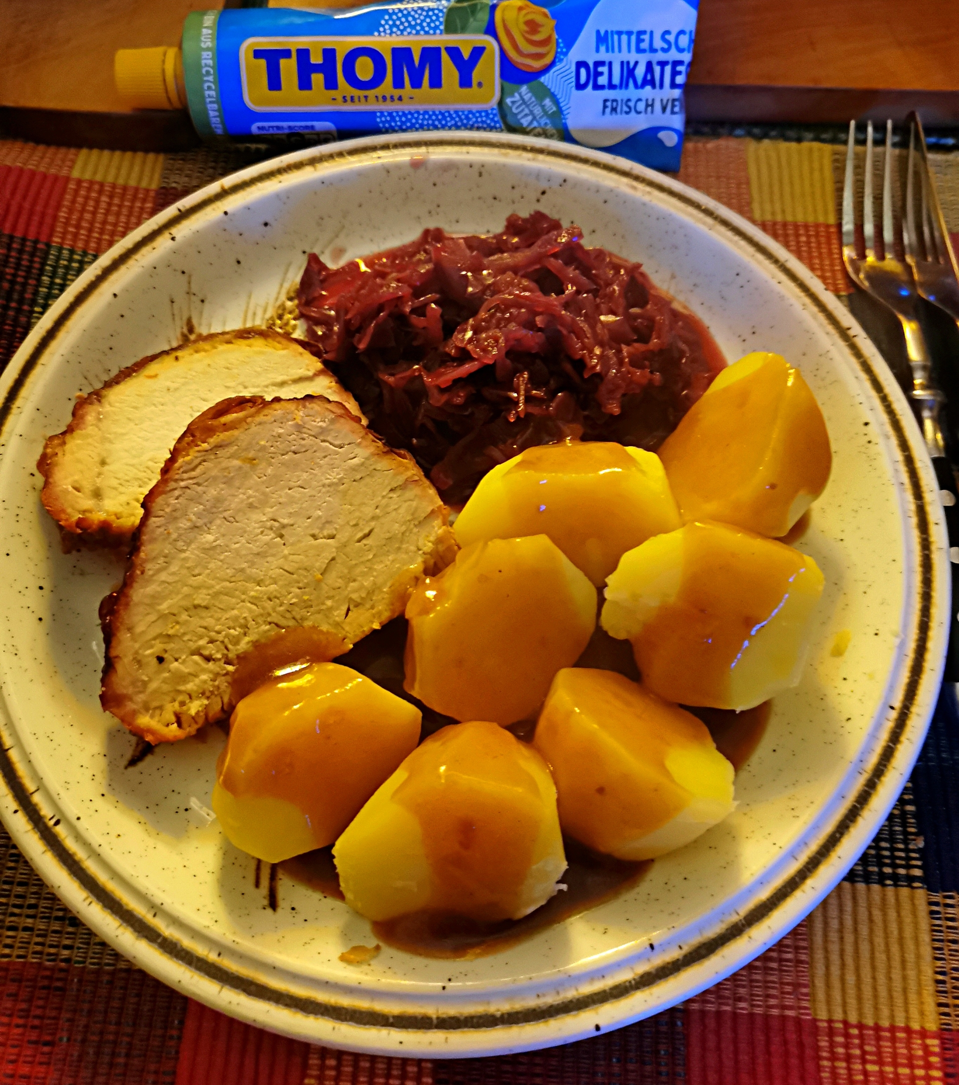 Schweinebraten_RohtkohlOK.jpg