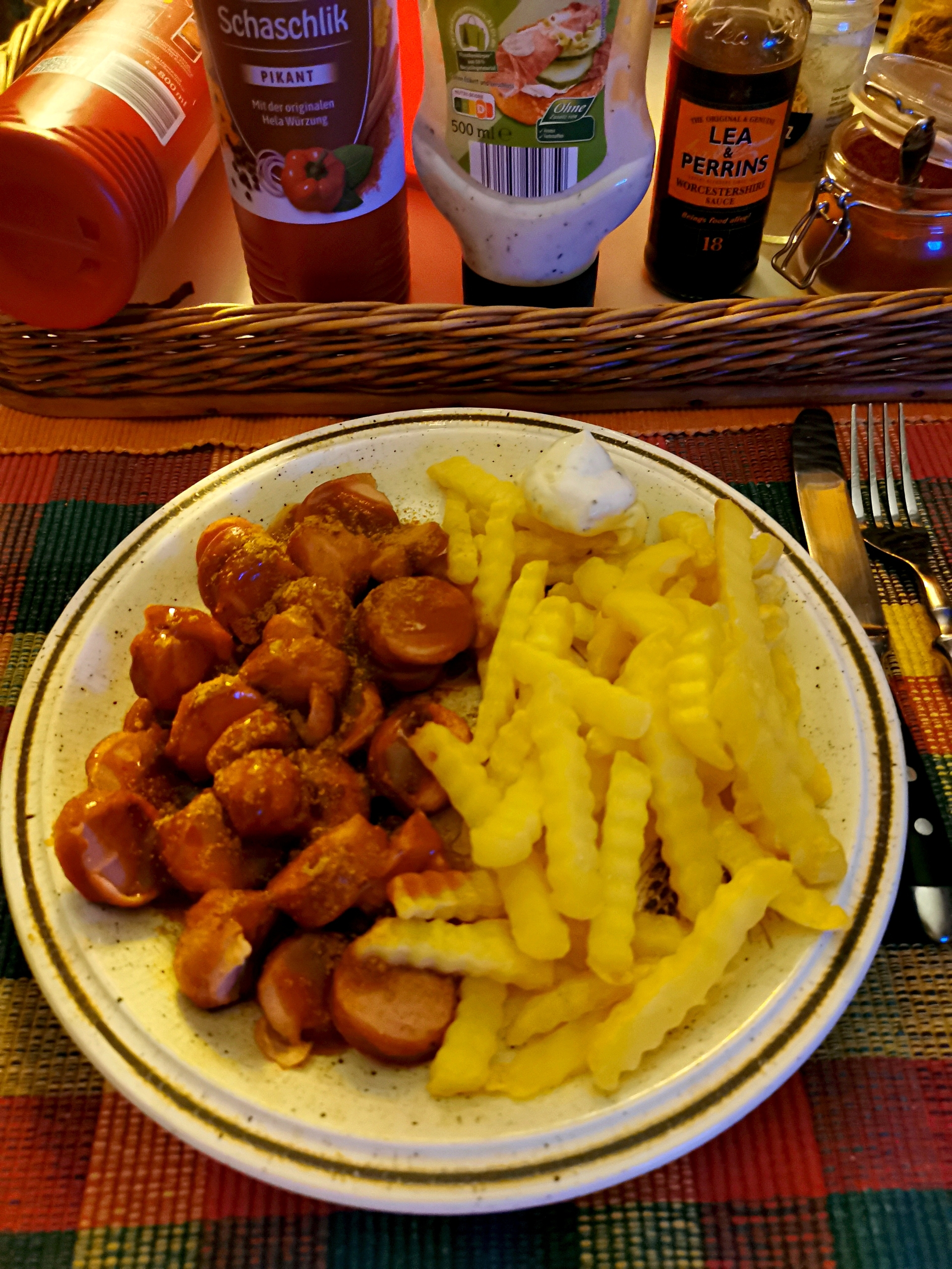 Curry_PommesOK.jpg