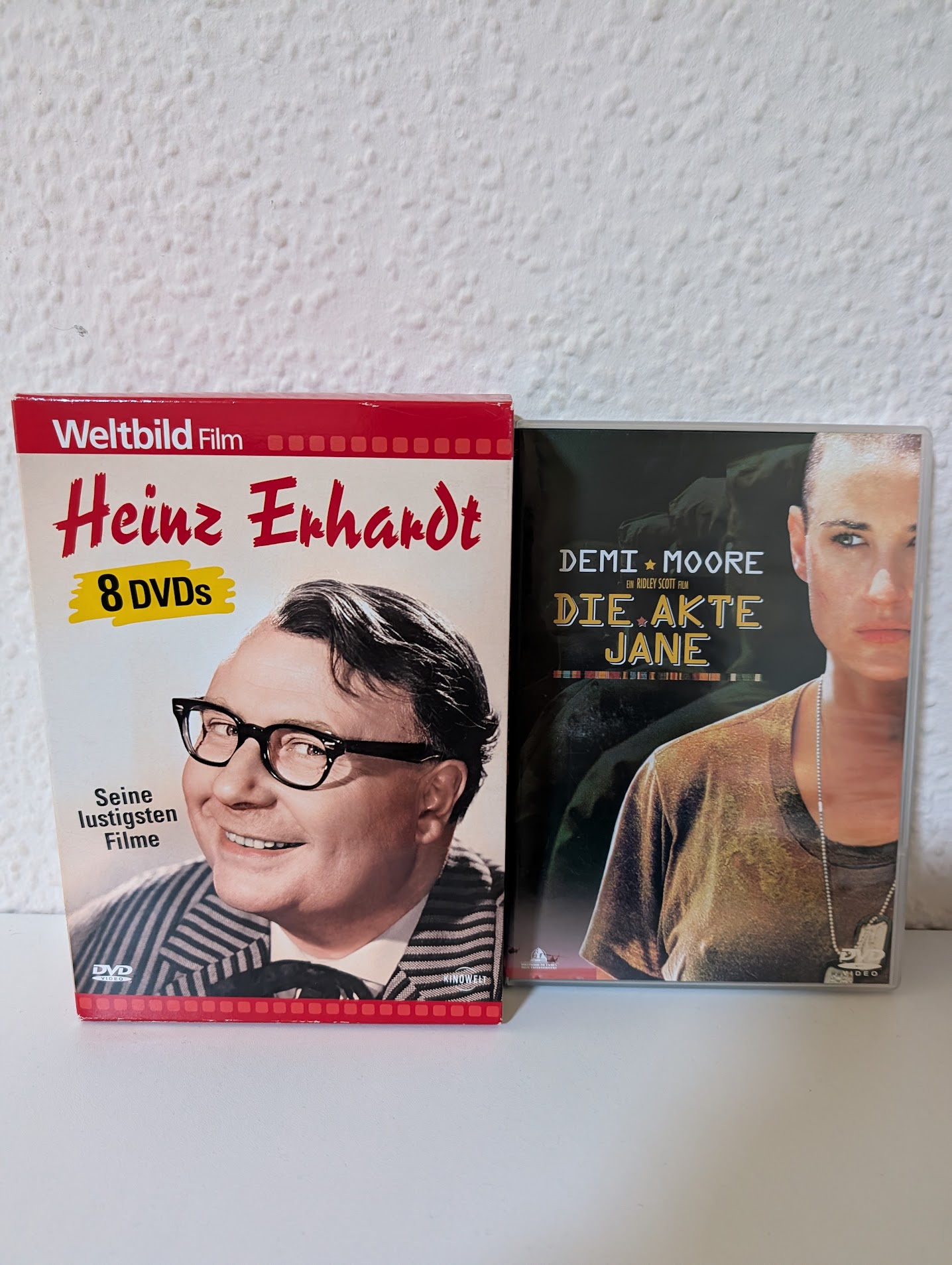 dvd1222.jpg