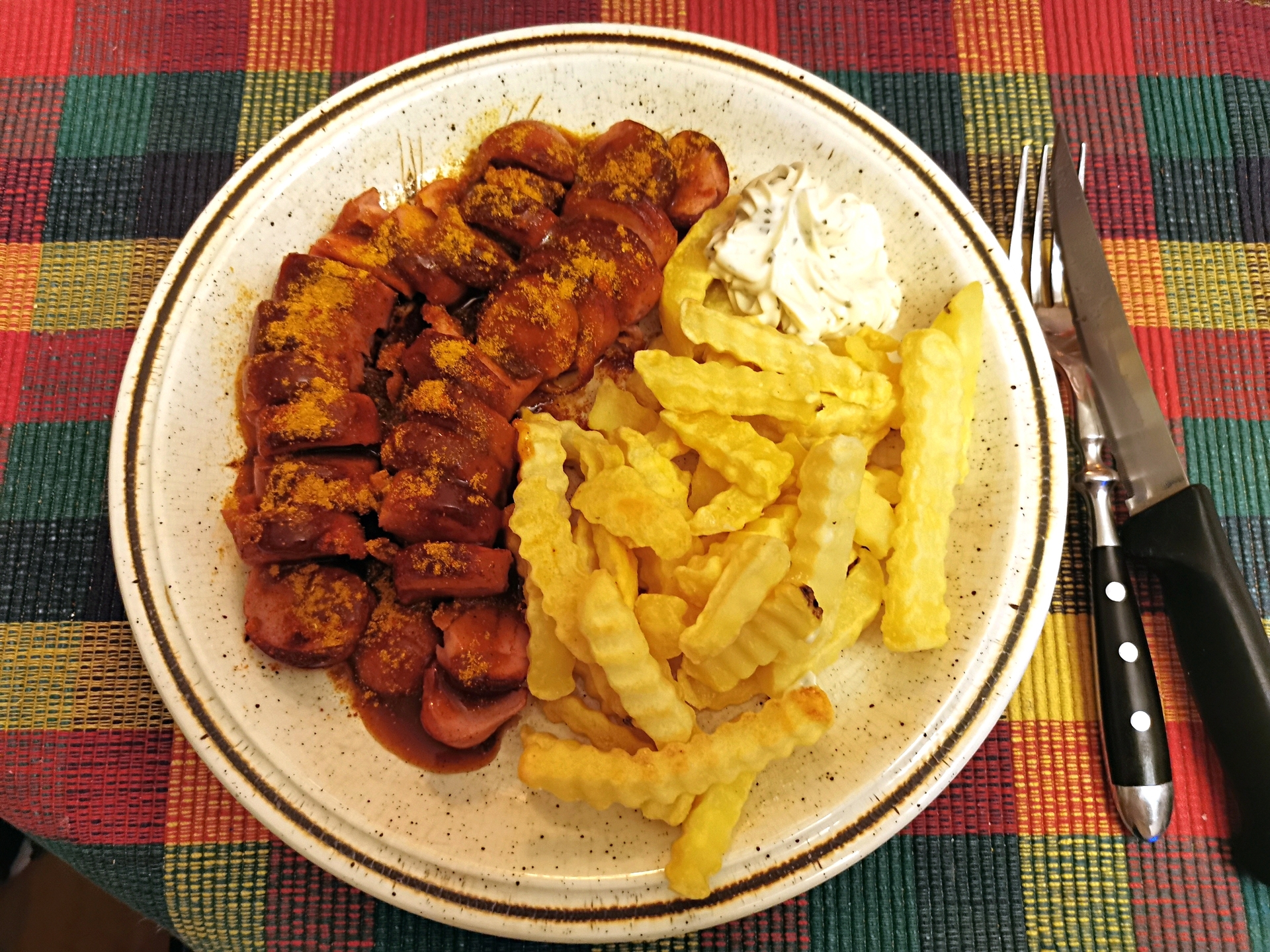 CurryMitPommes_Rok.jpg