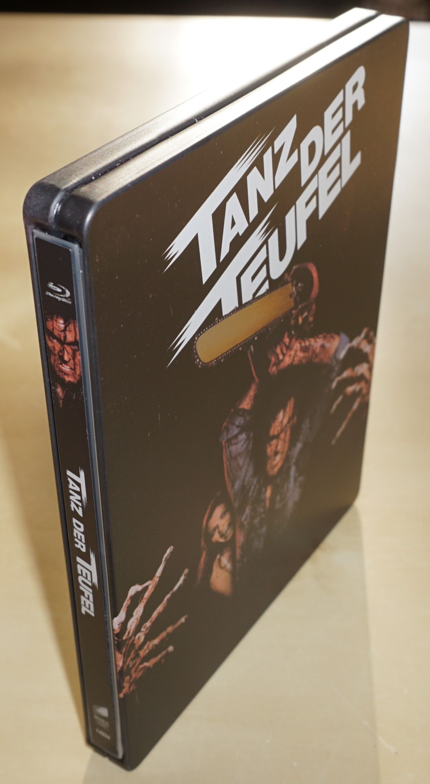 Evil Dead Steelbook 6.jpg