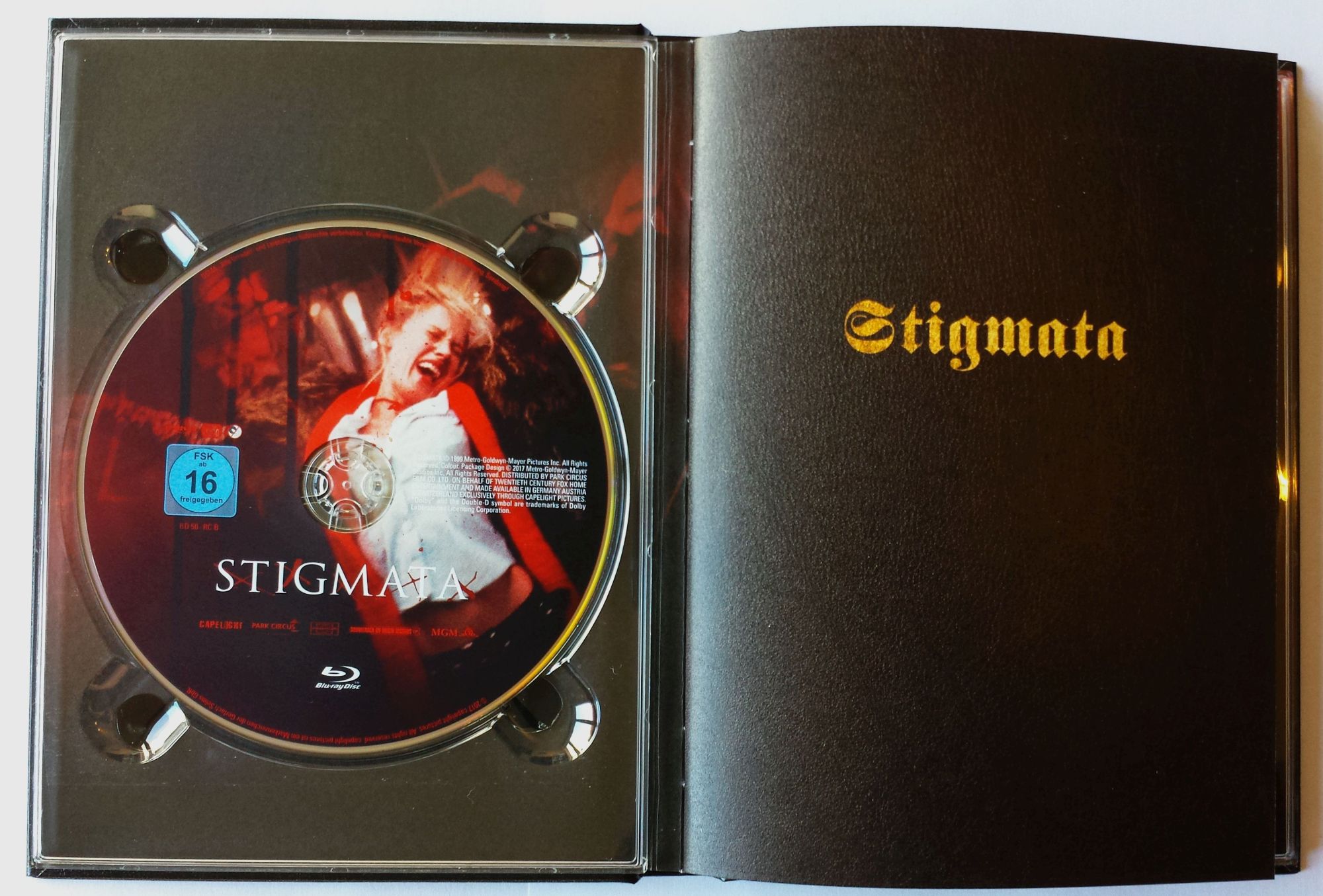 Stigmata_MB_08_Inside1.jpg