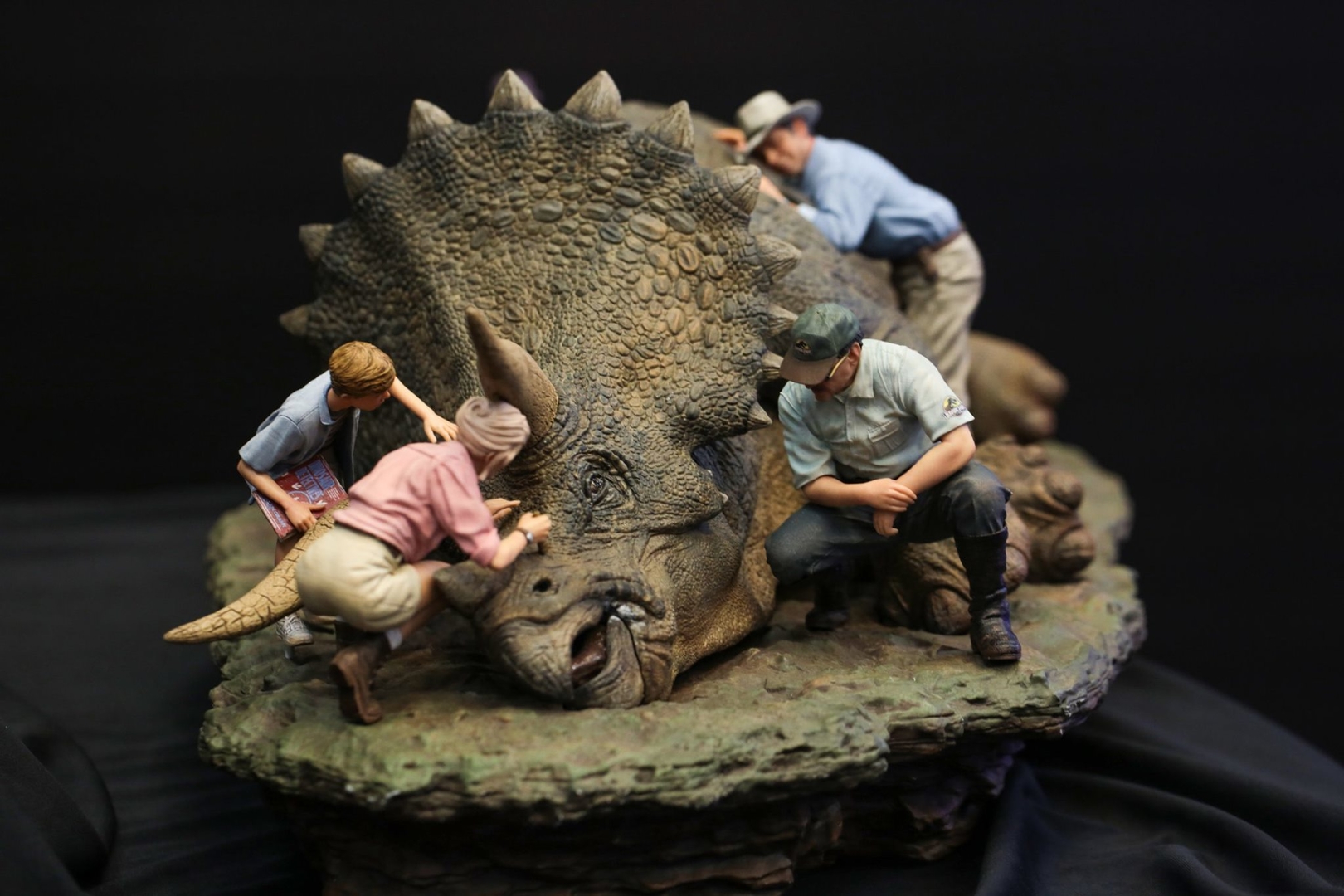 Jurassic_Park_1_zu_10_010.jpg