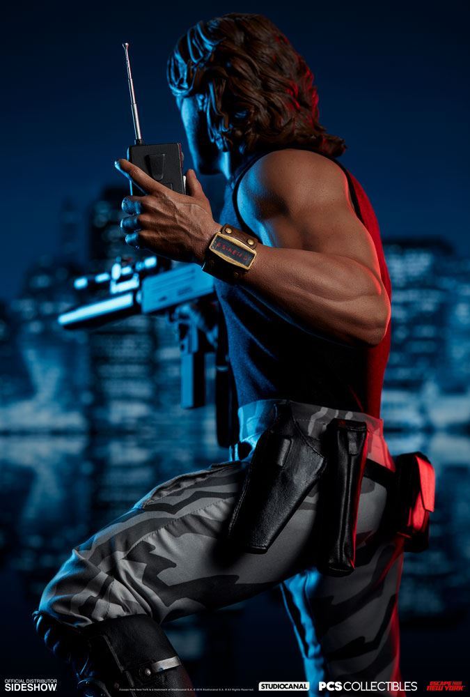 0007527_snake-plissken-13-statue.jpeg