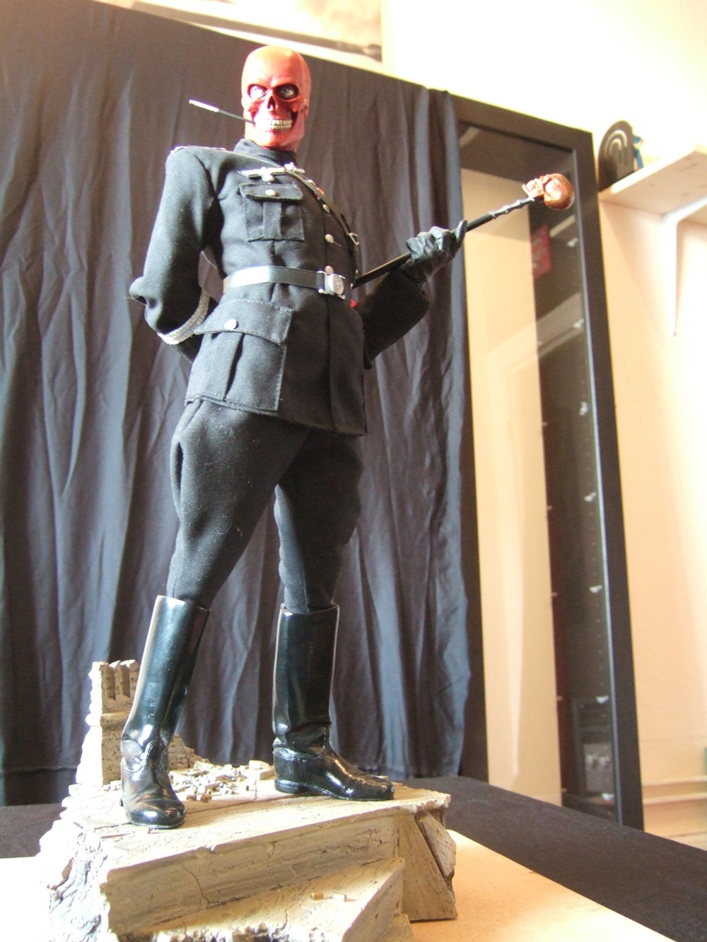 2010_0120redskull0021.JPG