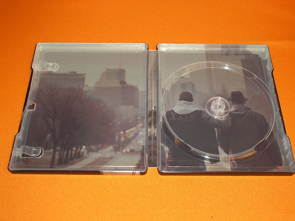 fotografias-del-steelbook-de-creed-la-leyenda-de-rocky-en-blu-ray-original_8.jpg