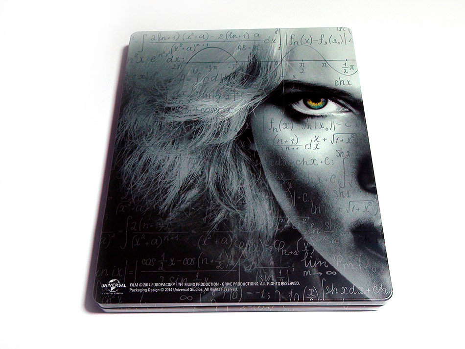 fotografias-del-steelbook-exclusivo-de-lucy-original_7.jpg