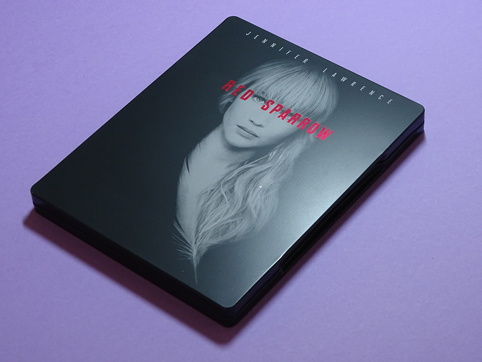 fotografias-del-steelbook-de-gorrion-rojo-en-blu-ray-original_3.jpg