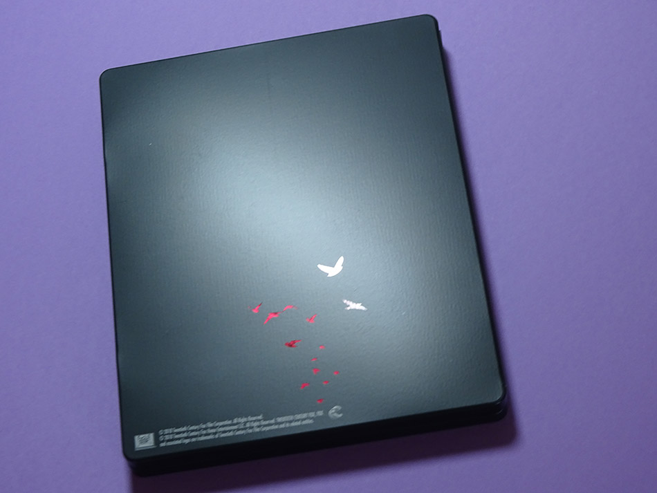 fotografias-del-steelbook-de-gorrion-rojo-en-blu-ray-original_7.jpg