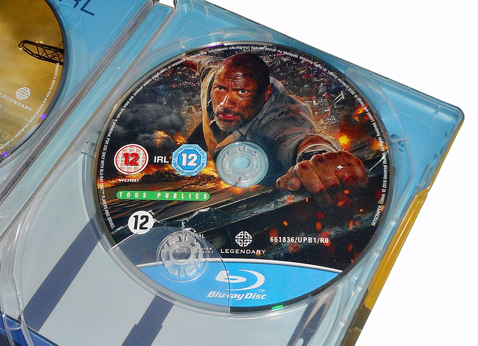 fotografias-del-steelbook-de-el-rascacielos-en-blu-ray-3d-original_8.jpg