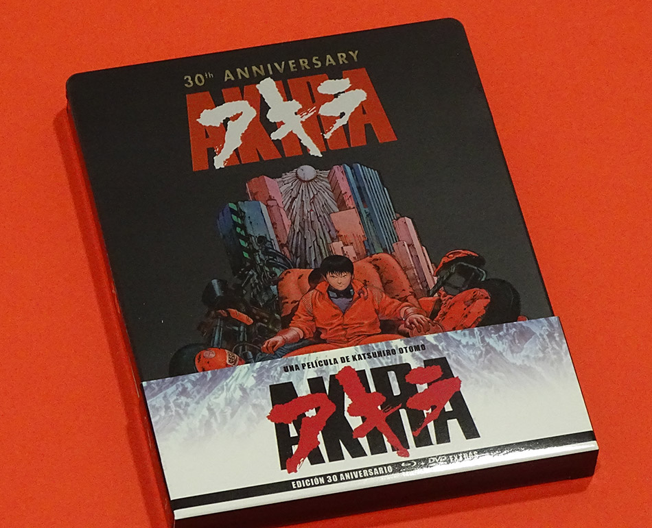 fotografias-del-steelbook-de-akira-30-aniversario-en-blu-ray-original_0.jpg