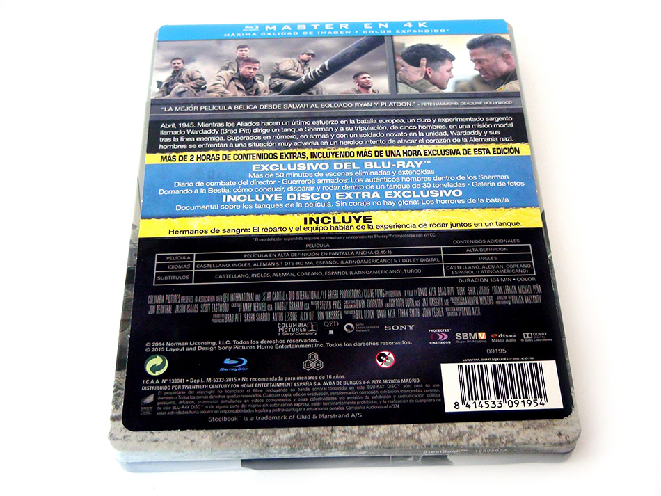 fotografias-del-steelbook-de-corazones-de-acero-en-blu-ray-original_3.jpg